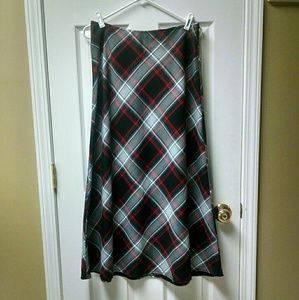 Cato 10 long A-line plaid full skirt gray black